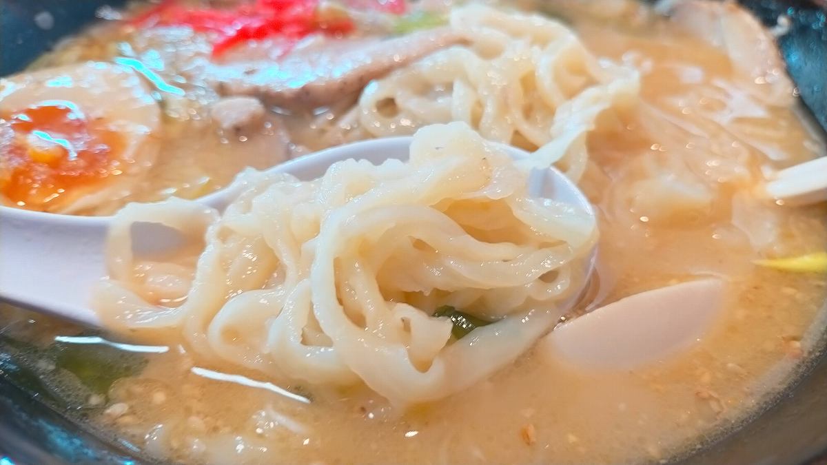 佐野ラーメン山銀の手打ち麺