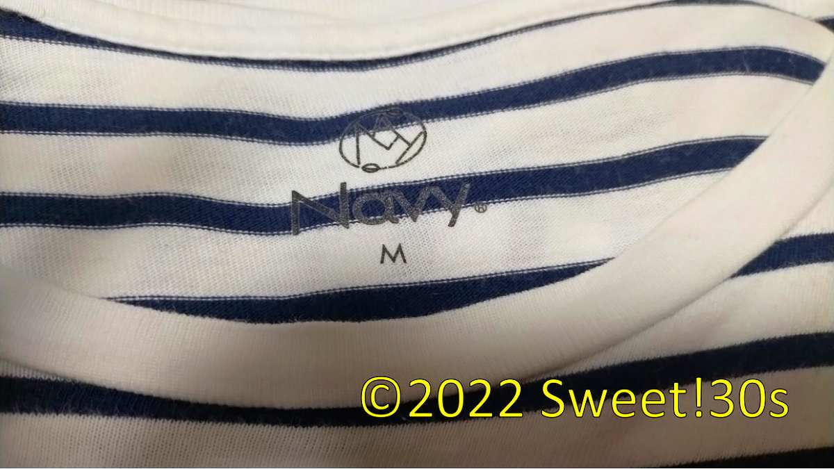 NavyのボーダーTシャツ