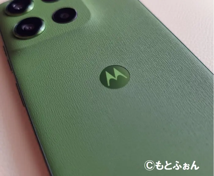 moto g66j 5Gの背面(グリーン)